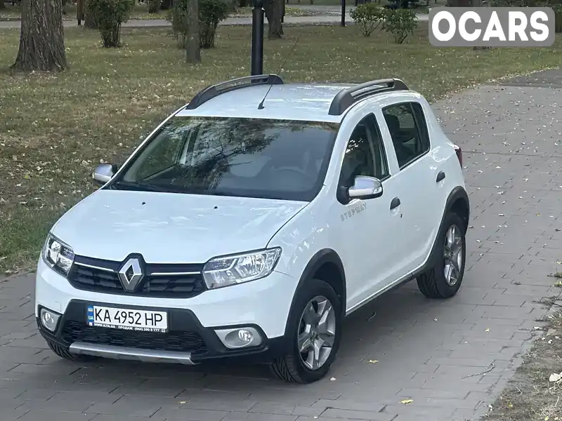 Хетчбек Renault Sandero StepWay 2017 0.9 л. Робот обл. Київська, Київ - Фото 1/21