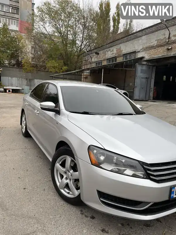 Седан Volkswagen Passat 2014 1.8 л. Автомат обл. Кіровоградська, Кропивницький (Кіровоград) - Фото 1/19