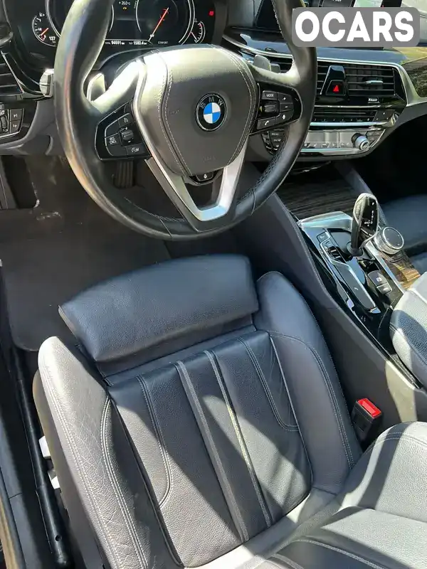 WBAJA71030B090304 BMW 5 Series 2018 Седан 2 л. Фото 7