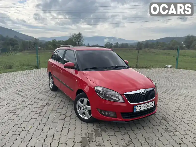 Универсал Skoda Fabia 2012 1.6 л. Ручная / Механика обл. Закарпатская, Свалява - Фото 1/13