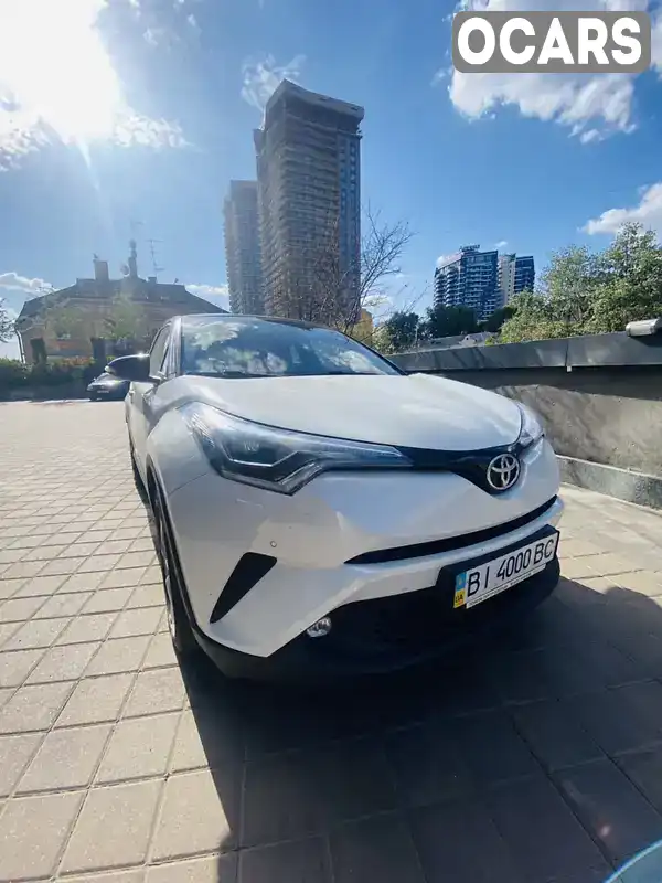 Позашляховик / Кросовер Toyota C-HR 2017 1.2 л. Варіатор обл. Київська, Київ - Фото 1/14