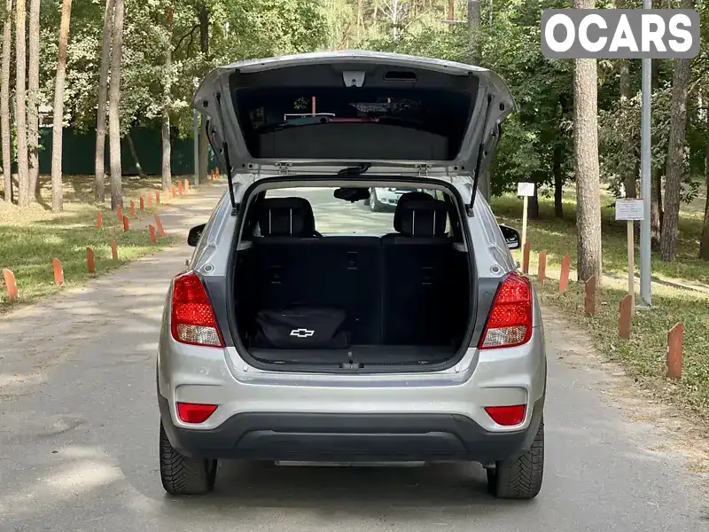 3GNCJKSB7KL341011 Chevrolet Trax 2019 Внедорожник / Кроссовер 1.36 л. Фото 4