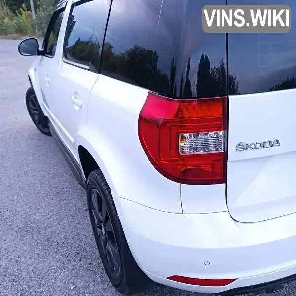 Позашляховик / Кросовер Skoda Yeti 2014 2 л. Автомат обл. Київська, Київ - Фото 1/21