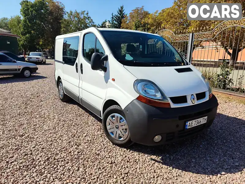 VF1FLABA54V211032 Renault Trafic 2004 Минивэн 1.87 л. Фото 1