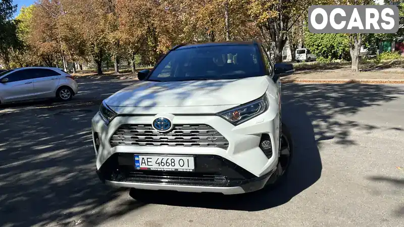 Позашляховик / Кросовер Toyota RAV4 2020 2.49 л. Автомат обл. Дніпропетровська, Жовті Води - Фото 1/6