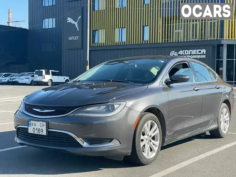 Седан Chrysler 200 2015 2.36 л. Автомат обл. Київська, Київ - Фото 1/11