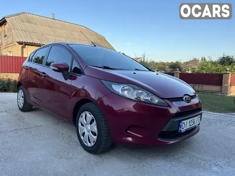 Хетчбек Ford Fiesta 2010 1.39 л. Автомат обл. Київська, Фастів - Фото 1/14