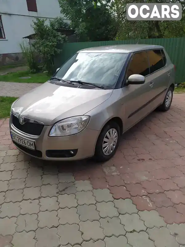 Хетчбек Skoda Fabia 2010 1.2 л. Ручна / Механіка обл. Львівська, Городок - Фото 1/11