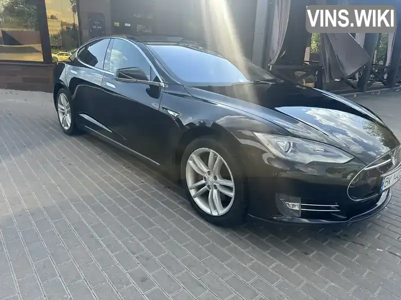 Ліфтбек Tesla Model S 2014 null_content л. Автомат обл. Рівненська, Рівне - Фото 1/16