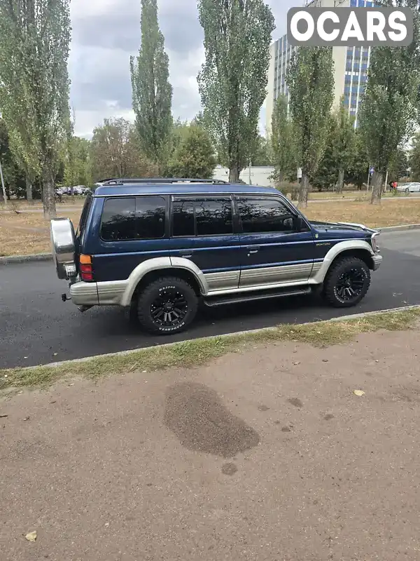 Позашляховик / Кросовер Mitsubishi Montero 1995 3.5 л. Автомат обл. Київська, Київ - Фото 1/11