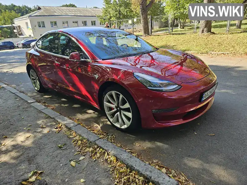 Седан Tesla Model 3 2018 null_content л. Автомат обл. Київська, Київ - Фото 1/20