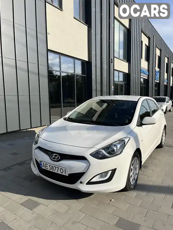 Хэтчбек Hyundai i30 2013 1.4 л. Ручная / Механика обл. Днепропетровская, Днепр (Днепропетровск) - Фото 1/21