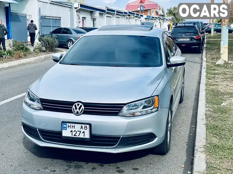 Седан Volkswagen Jetta 2012 2.5 л. Автомат обл. Миколаївська, Первомайськ - Фото 1/21