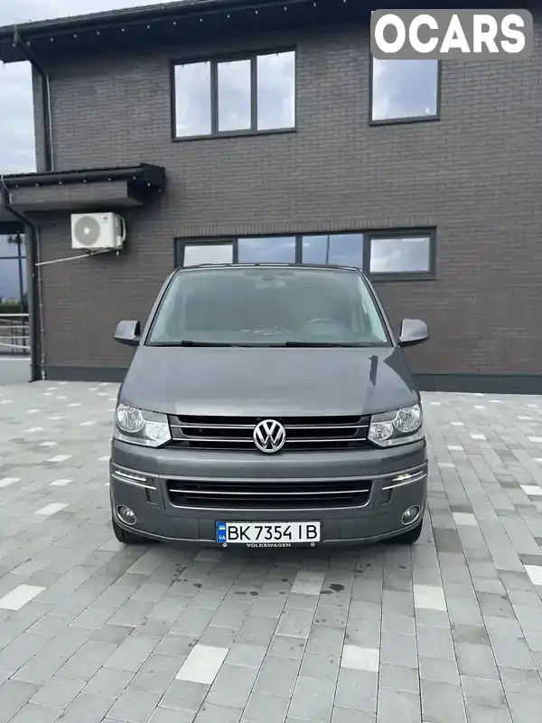 Мінівен Volkswagen Transporter 2014 2 л. Автомат обл. Рівненська, Рокитне - Фото 1/21