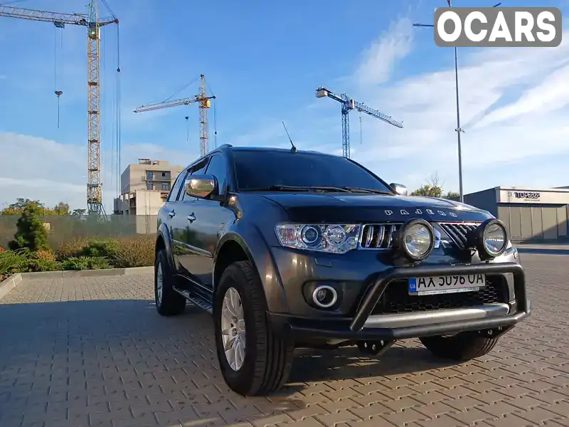 Позашляховик / Кросовер Mitsubishi Pajero Sport 2011 2.5 л. Автомат обл. Харківська, Харків - Фото 1/21