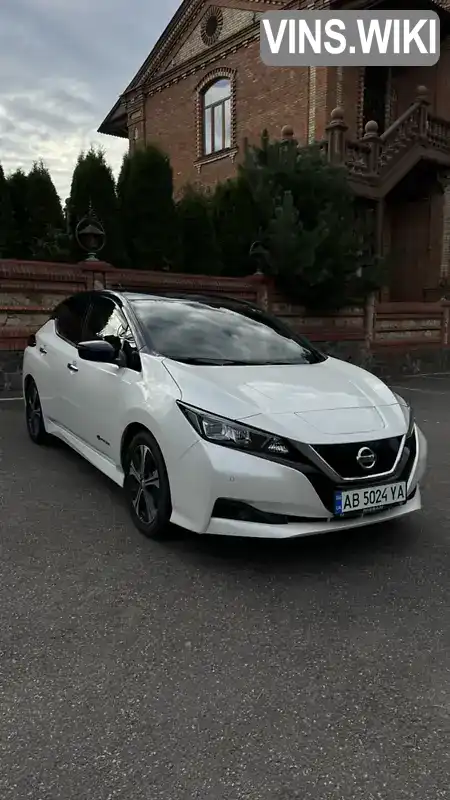 Хэтчбек Nissan Leaf 2018 null_content л. обл. Винницкая, Винница - Фото 1/21