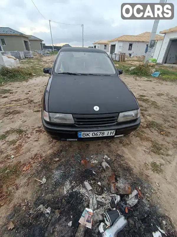 Лифтбек Opel Vectra 1992 1.8 л. Ручная / Механика обл. Киевская, Ирпень - Фото 1/9