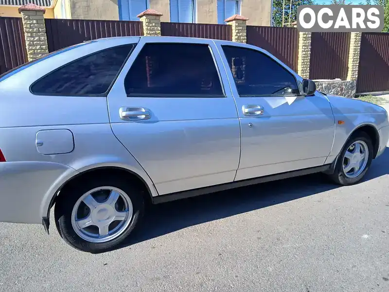 Хэтчбек ВАЗ / Lada 2172 Priora 2008 1.6 л. Ручная / Механика обл. Черкасская, Умань - Фото 1/8