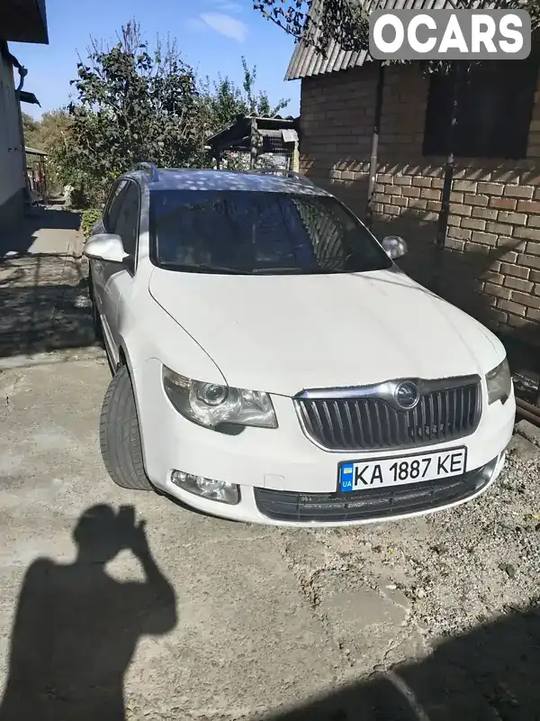 Універсал Skoda Superb 2011 1.8 л. Робот обл. Київська, Вишневе - Фото 1/20