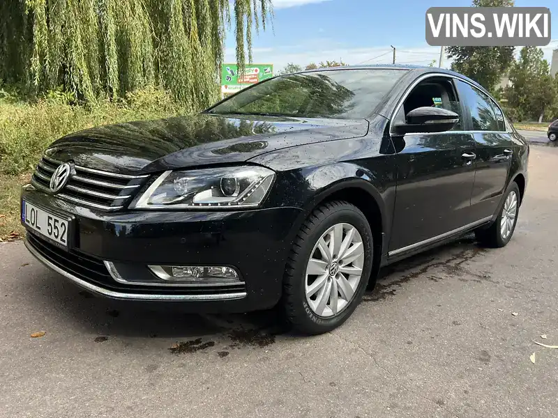 Седан Volkswagen Passat 2012 1.97 л. Ручная / Механика обл. Житомирская, Бердичев - Фото 1/14