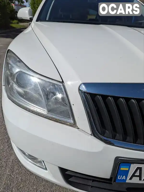 Y6UBK41Z5CB156745 Skoda Octavia 2012 Лифтбек 1.8 л. Фото 4