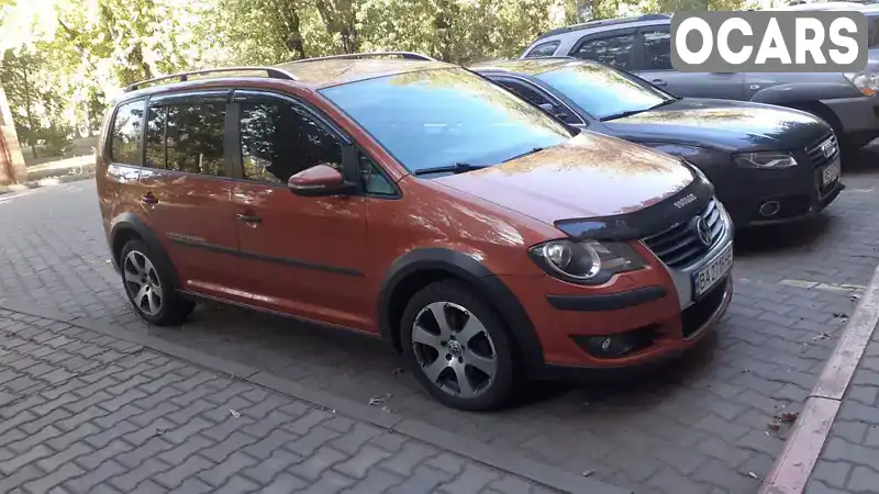 Мінівен Volkswagen Cross Touran 2010 1.39 л. Ручна / Механіка обл. Дніпропетровська, Кривий Ріг - Фото 1/21