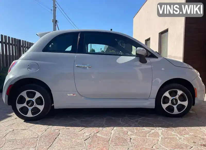 Хетчбек Fiat 500e 2016 null_content л. обл. Дніпропетровська, Дніпро (Дніпропетровськ) - Фото 1/21