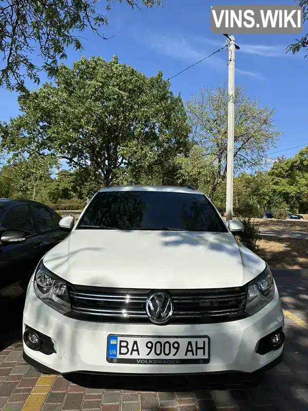 Позашляховик / Кросовер Volkswagen Tiguan 2016 2 л. Автомат обл. Кіровоградська, Кропивницький (Кіровоград) - Фото 1/21