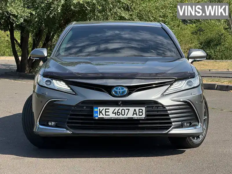 Седан Toyota Camry 2022 2.49 л. Автомат обл. Днепропетровская, Кривой Рог - Фото 1/21