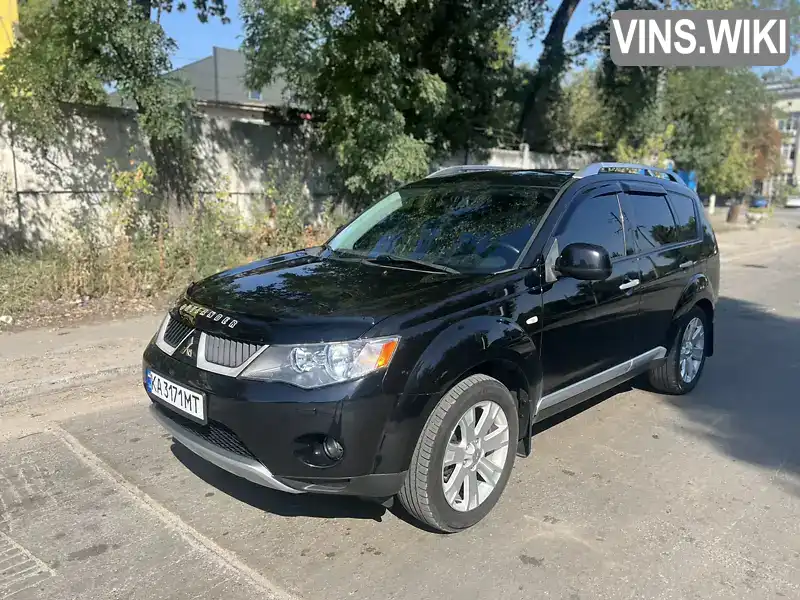 Позашляховик / Кросовер Mitsubishi Outlander XL 2008 2 л. Ручна / Механіка обл. Київська, Київ - Фото 1/15