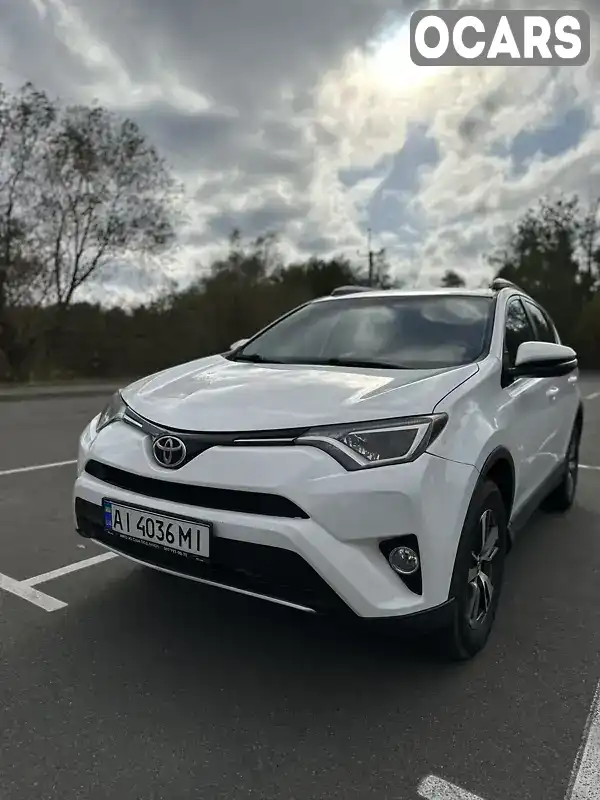 Позашляховик / Кросовер Toyota RAV4 2016 2.49 л. Автомат обл. Київська, Буча - Фото 1/15