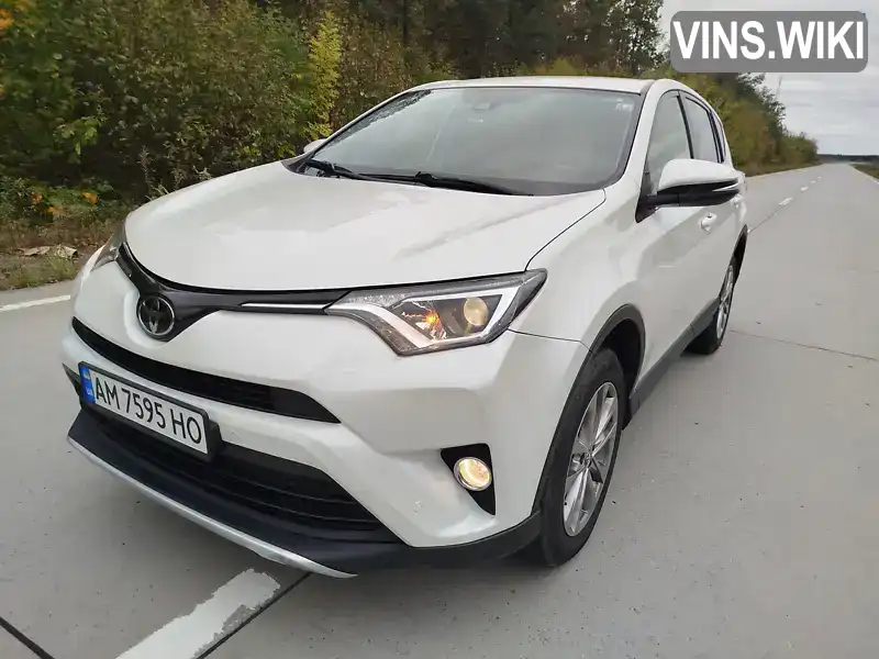 Внедорожник / Кроссовер Toyota RAV4 2016 1.99 л. Ручная / Механика обл. Житомирская, Житомир - Фото 1/21