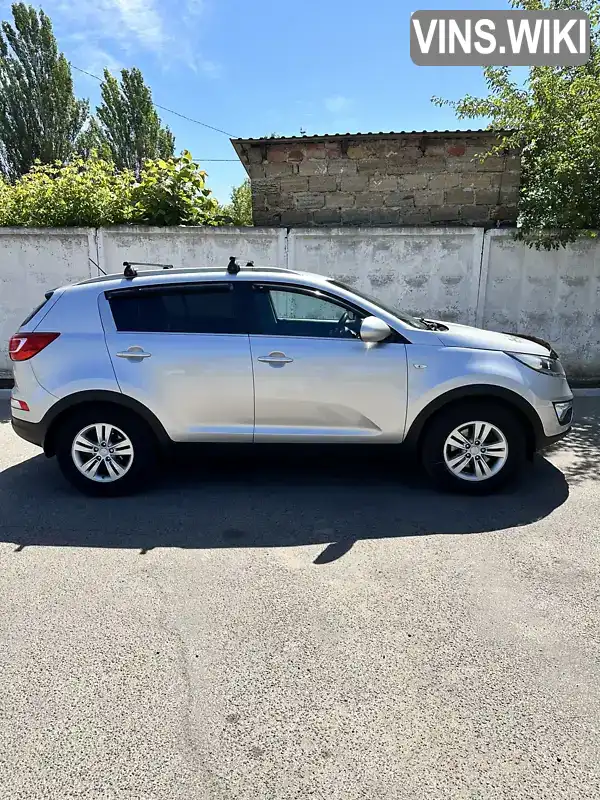 Внедорожник / Кроссовер Kia Sportage 2012 2 л. Ручная / Механика обл. Николаевская, Первомайск - Фото 1/12