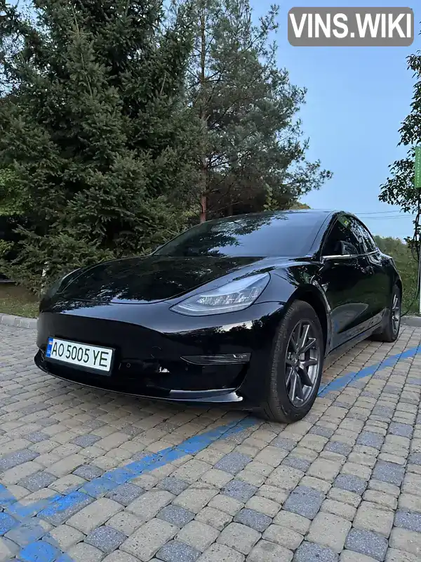 Седан Tesla Model 3 2019 null_content л. Автомат обл. Закарпатська, Мукачево - Фото 1/4