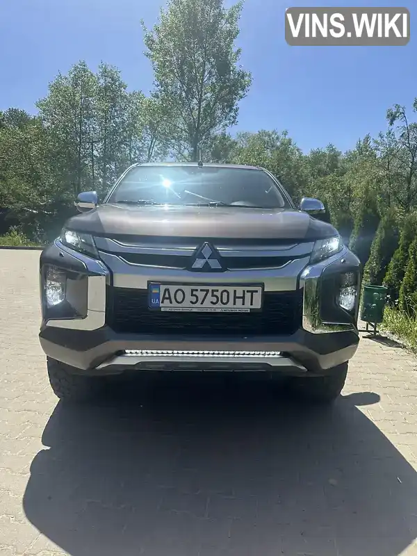 Пикап Mitsubishi L 200 2019 2.44 л. Автомат обл. Закарпатская, Тячев - Фото 1/21