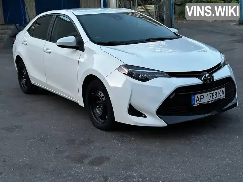 Седан Toyota Corolla 2017 1.8 л. Автомат обл. Запорожская, Запорожье - Фото 1/21