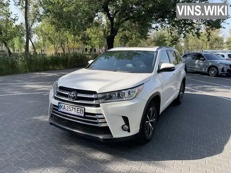 Внедорожник / Кроссовер Toyota Highlander 2016 3.46 л. Автомат обл. Киевская, Киев - Фото 1/21