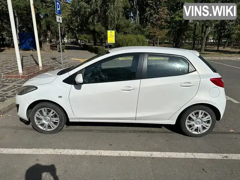 Хэтчбек Mazda 2 2011 1.35 л. Ручная / Механика обл. Николаевская, Николаев - Фото 1/13