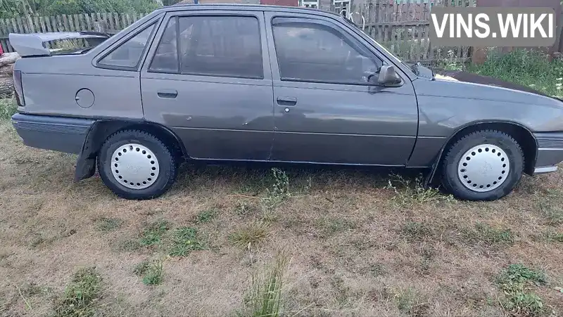 W0L000039G5210693 Opel Kadett 1986 Седан 1.3 л. Фото 4