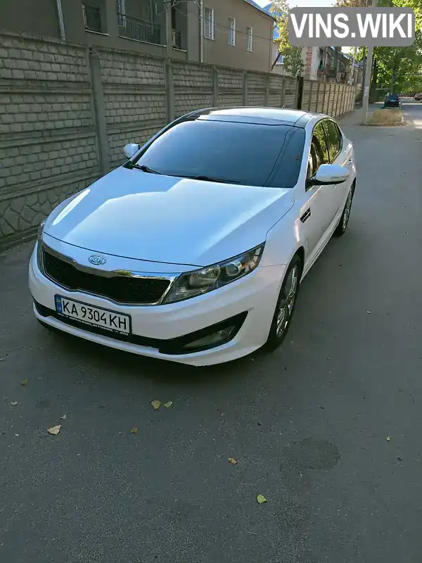 Седан Kia K5 2011 2 л. Автомат обл. Харьковская, Харьков - Фото 1/21