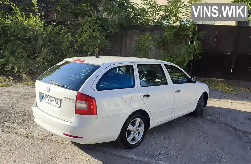 TMBJJ21Z4A2080399 Skoda Octavia 2010 Універсал 1.4 л. Фото 4