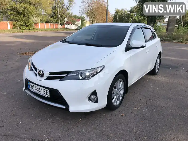 Хетчбек Toyota Auris 2013 1.3 л. Ручна / Механіка обл. Житомирська, Коростень - Фото 1/21