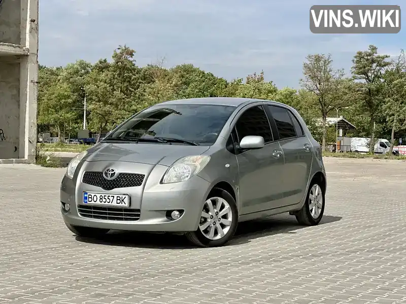 Хэтчбек Toyota Yaris 2008 1 л. Ручная / Механика обл. Тернопольская, Тернополь - Фото 1/18