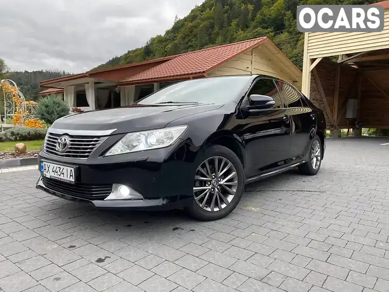 Седан Toyota Camry 2011 2.49 л. Автомат обл. Закарпатська, Ужгород - Фото 1/21