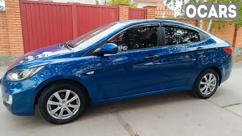 Седан Hyundai Accent 2013 1.4 л. Ручна / Механіка обл. Миколаївська, Миколаїв - Фото 1/21