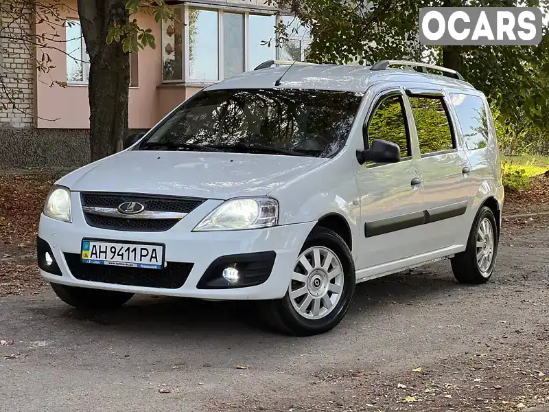 Універсал ВАЗ / Lada Largus 2013 1.6 л. Ручна / Механіка обл. Донецька, Покровськ (Красноармійськ) - Фото 1/21