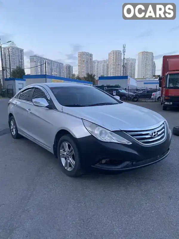 Седан Hyundai Sonata 2013 2 л. Автомат обл. Київська, Бровари - Фото 1/10