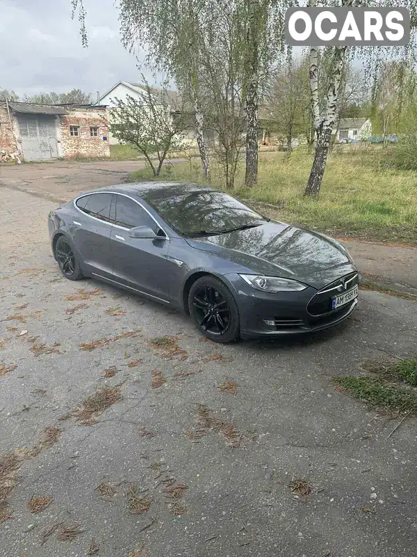 Ліфтбек Tesla Model S 2013 null_content л. Автомат обл. Житомирська, Житомир - Фото 1/15