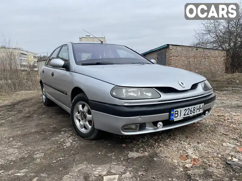 Ліфтбек Renault Laguna 1997 2 л. Ручна / Механіка обл. Полтавська, location.city.zavodske - Фото 1/13