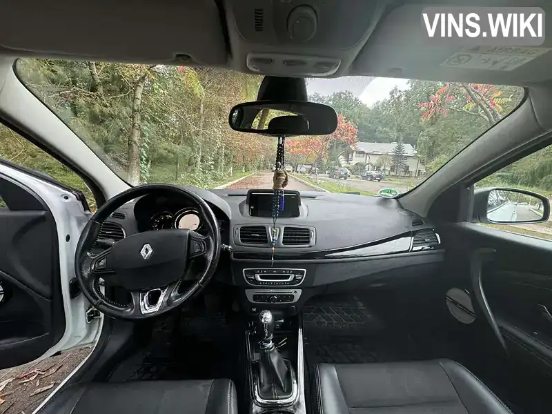 VF1KZ030H55797603 Renault Megane 2016 Универсал 1.6 л. Фото 2